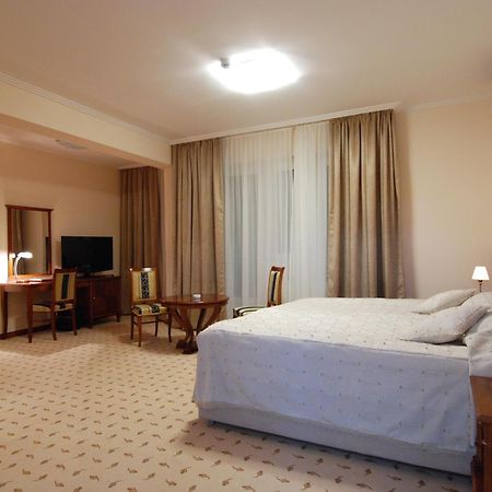 Hotel Orasac Belgrado Buitenkant foto