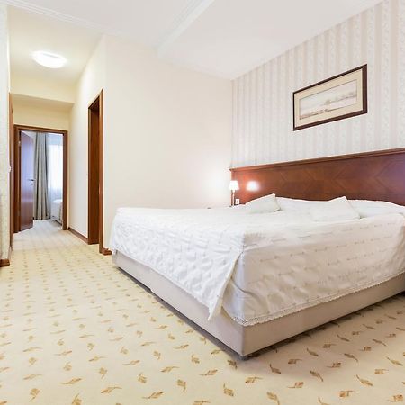 Hotel Orasac Belgrado Buitenkant foto
